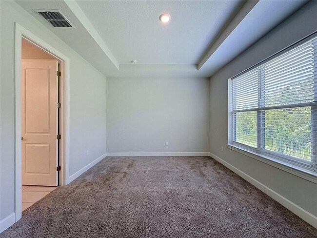 Building Photo - 1057 Umbria Dr