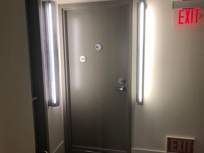 Building Photo - Beautifully Landmark Building with a 1BD/1BATH Located in the Heart of San Francisco!!!!