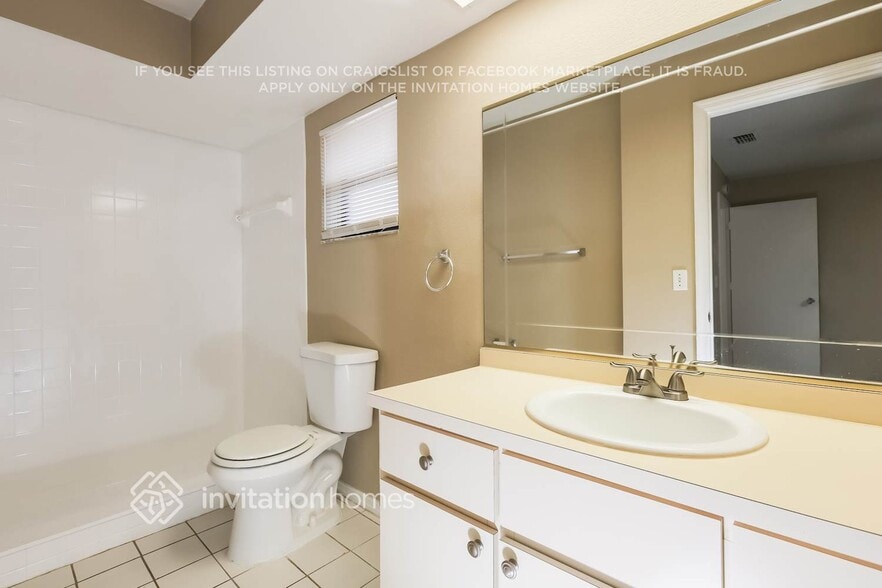 Building Photo - 1517 Kestrel Way