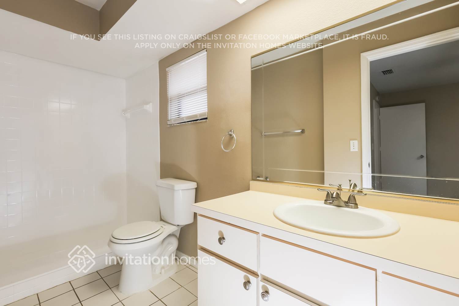 Building Photo - 1517 Kestrel Way