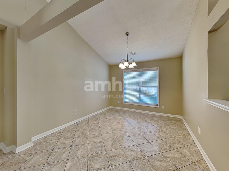 Building Photo - 3270 Hampton Trace Ct