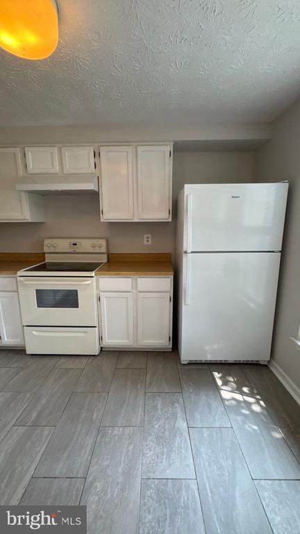 Building Photo - 10802 Beech Creek Dr