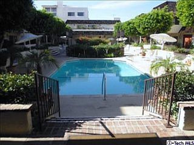 Pool Front view - 5315 Yarmouth Ave