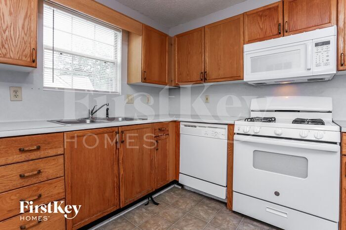 Building Photo - 5970 Brookside Dr SE