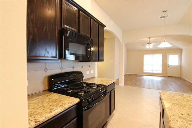 Building Photo - 3431 Lilac Ranch Dr