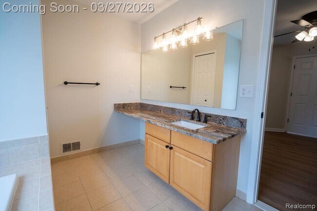 Building Photo - 23869 McCort Dr