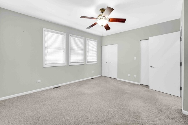 Building Photo - 1040 N Kingsbury St