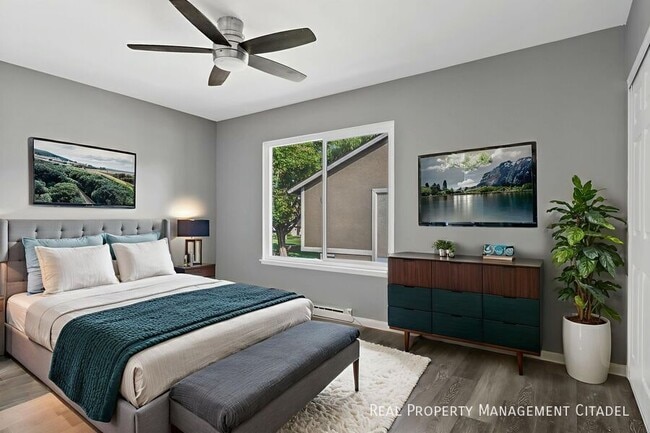 Building Photo - 11104 Grant Way