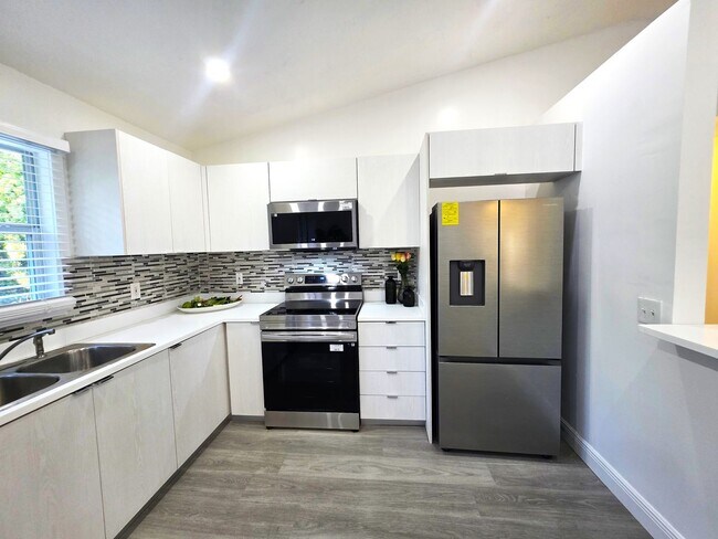 Building Photo - Vero Beach Rentals. Vero Beach Homes For Rent. Vero Beach Rent, LLC and Property Management Company