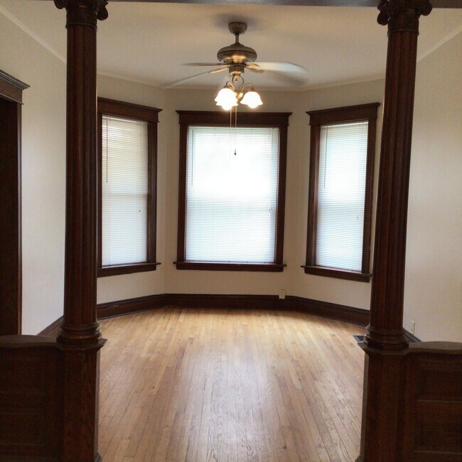Building Photo - 3737 W Belden Ave