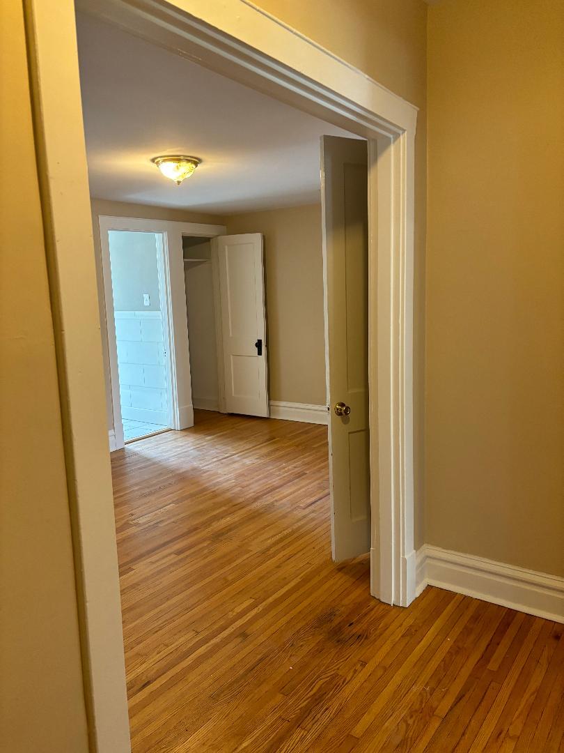 Hardwood floors - 5818 S Grand Blvd