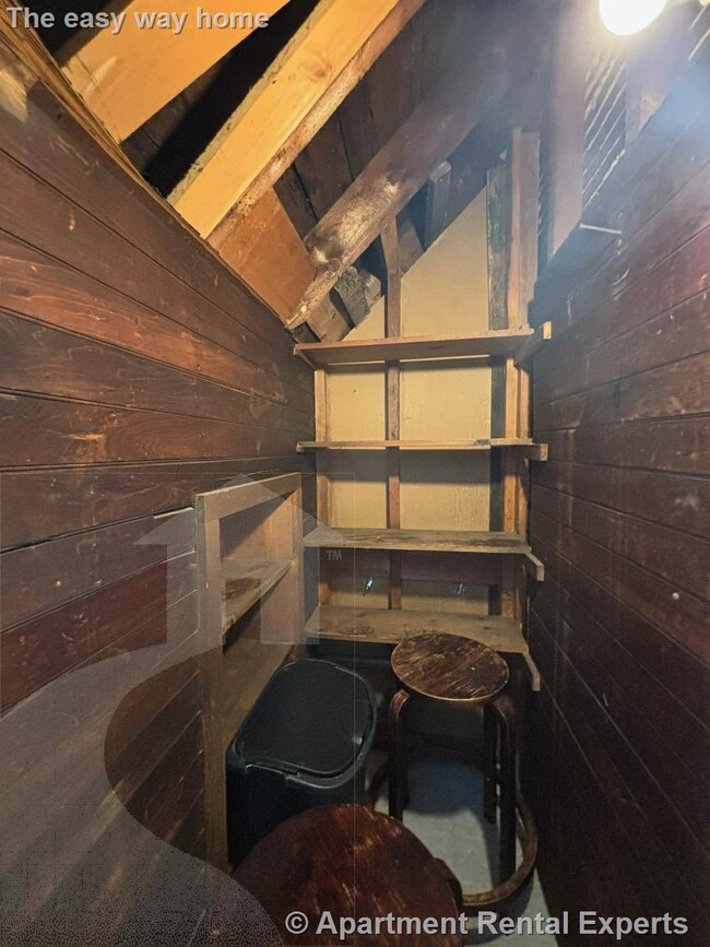 Building Photo - Cambridgeport 3rd floor 1 Bedroom for $285...