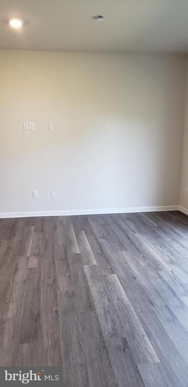 Building Photo - 186 Caterpillar Dr