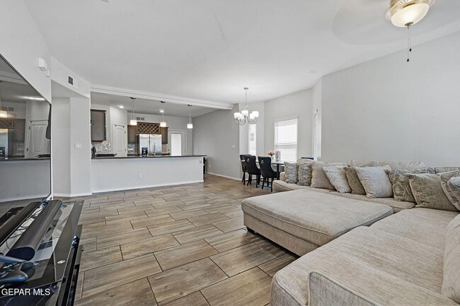 Building Photo - 14841 Tierra Coruna Ave