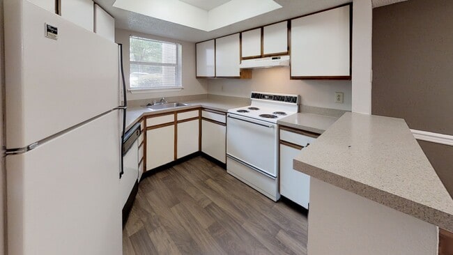 Kitchen - Safire at Matthews