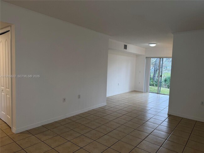 Building Photo - 2199 NW 77th Way