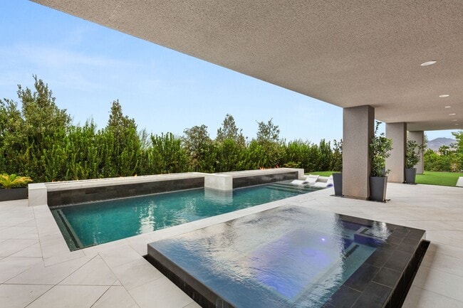 Building Photo - 11142 San Terrazo Pl