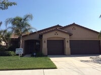 Building Photo - Desirable NW neighborhood