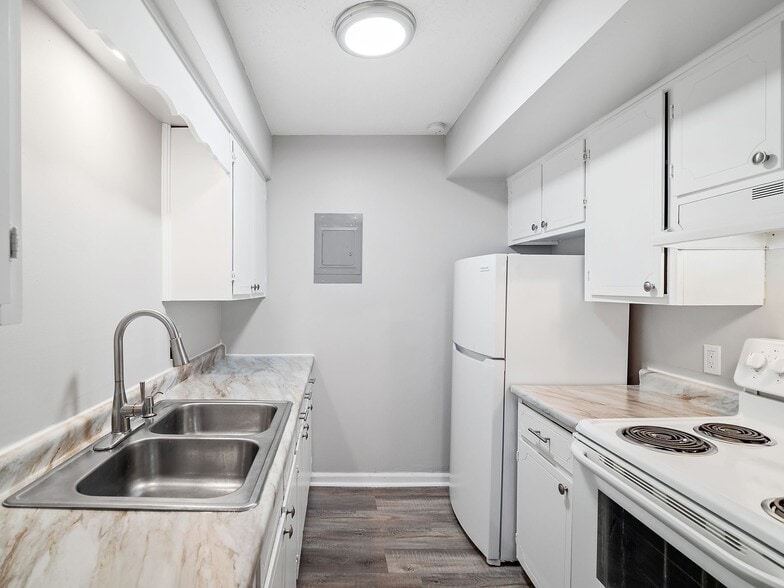 Building Photo - Grant Street Apartments