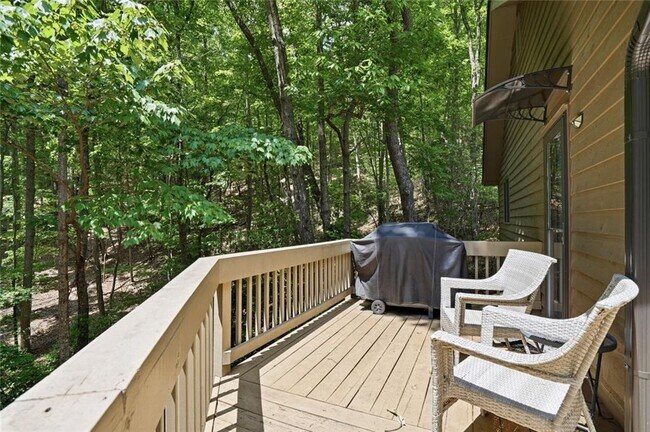 Building Photo - 112 Trout Lily Trail