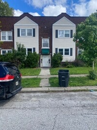 Building Photo - 3550 Seymour Ave