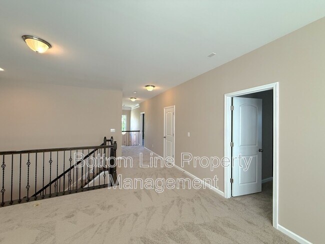 Building Photo - 178 Alexandria Dr