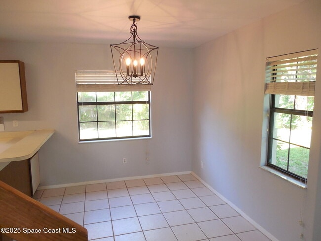 Building Photo - 345 Ocean View Ln