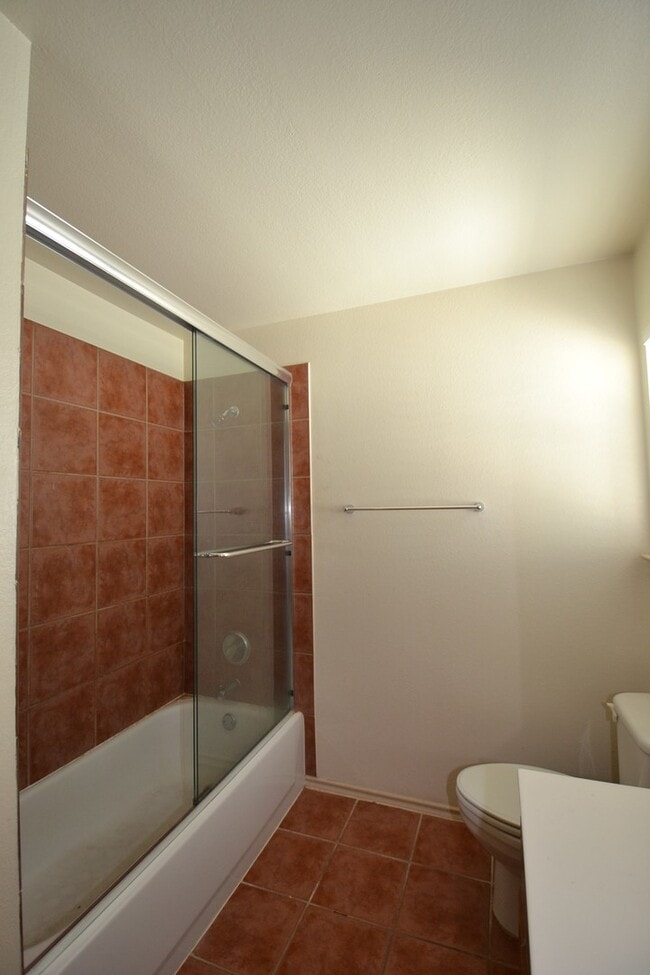 Building Photo - Meador-6912