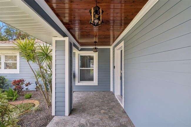 Building Photo - 292 Sunlit Cove Dr NE