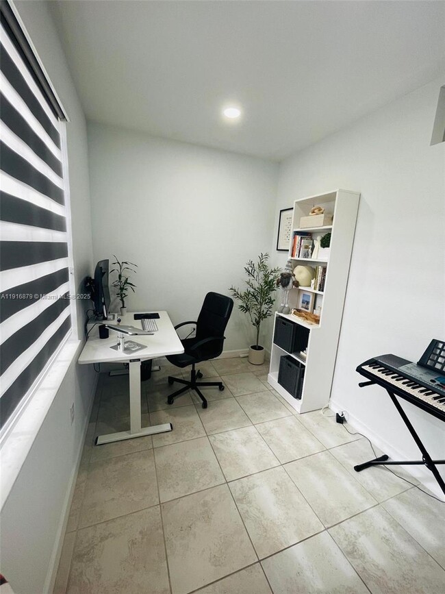 Building Photo - 11415 SW 250th St