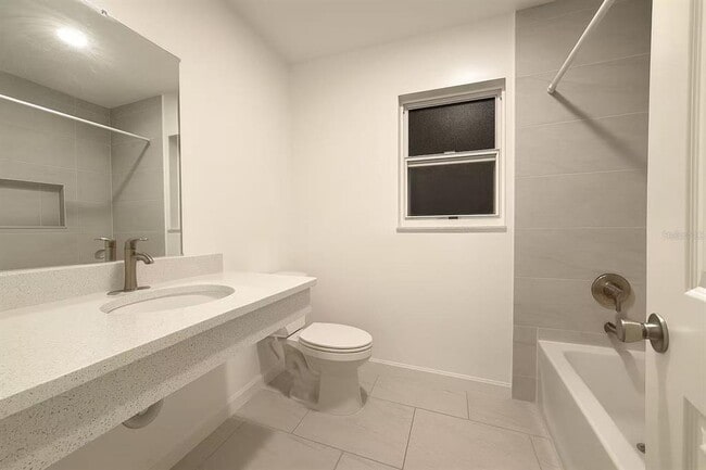 Building Photo - 4436 Baybreeze Rd