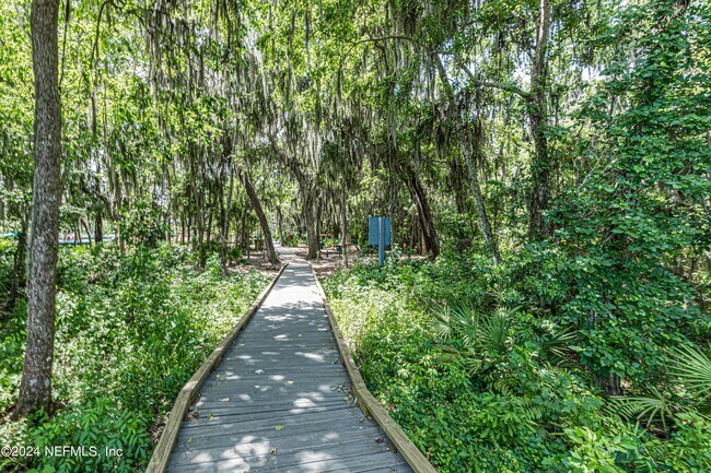 Building Photo - 1587 Shelter Cove Dr