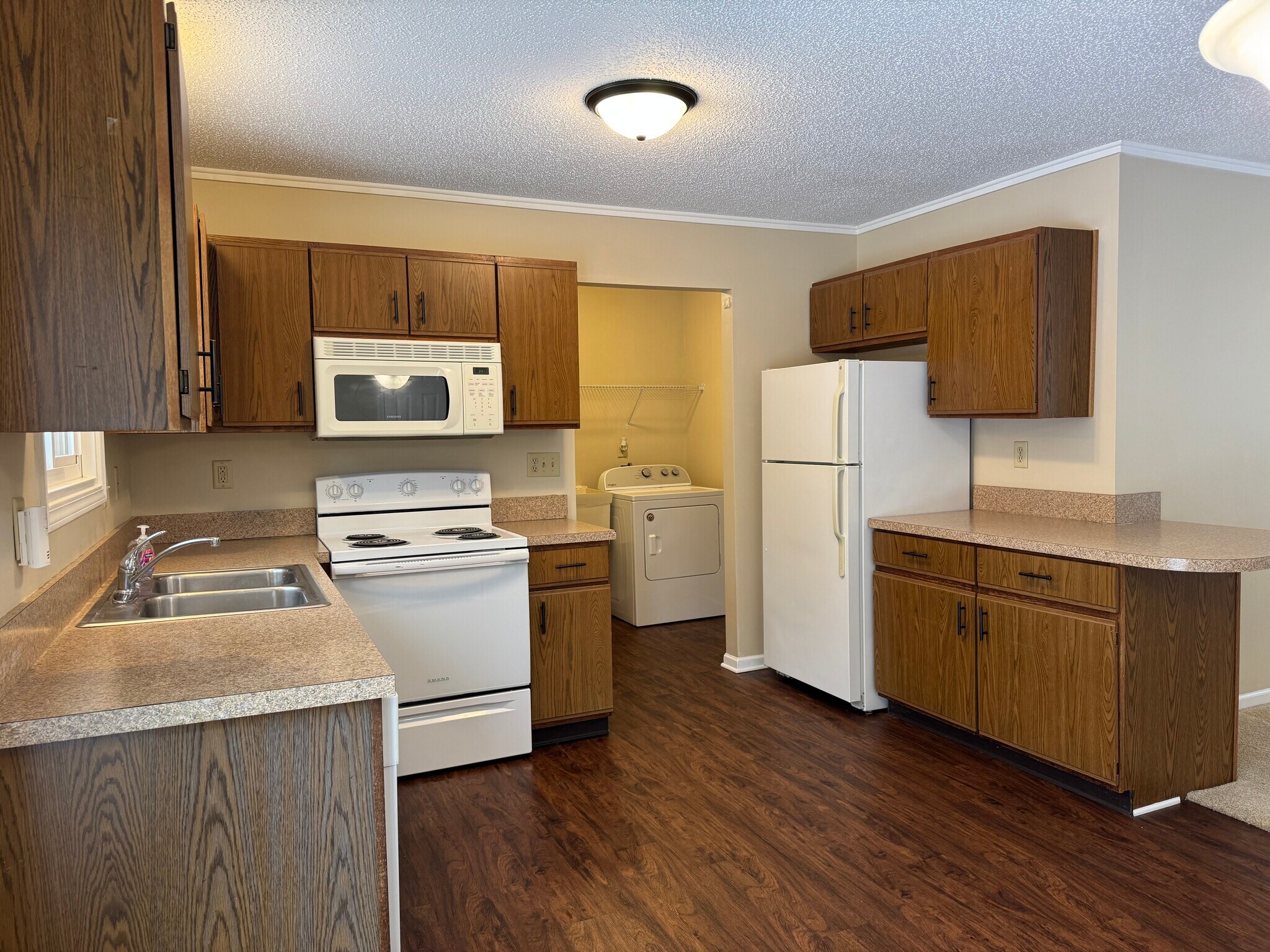 Building Photo - 15543 144th Ave