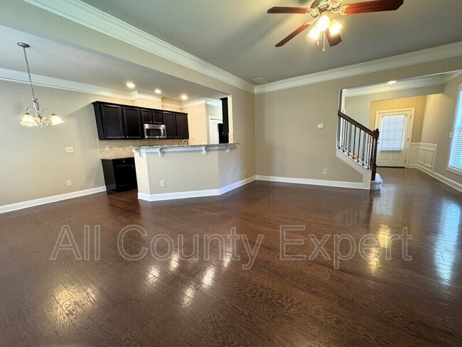 Building Photo - 1065 Township Cir
