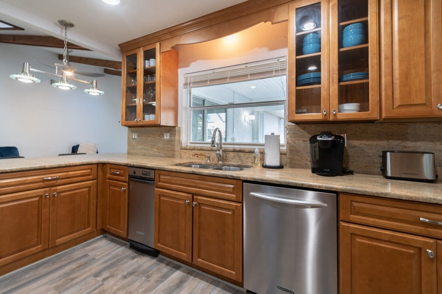 Building Photo - 2330 Sykes Creek Dr