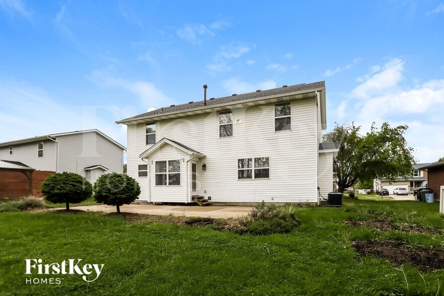 Building Photo - 935 Grandstone Ct