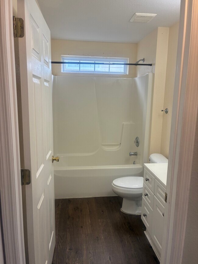 Building Photo - 2772 Westbrook Ct