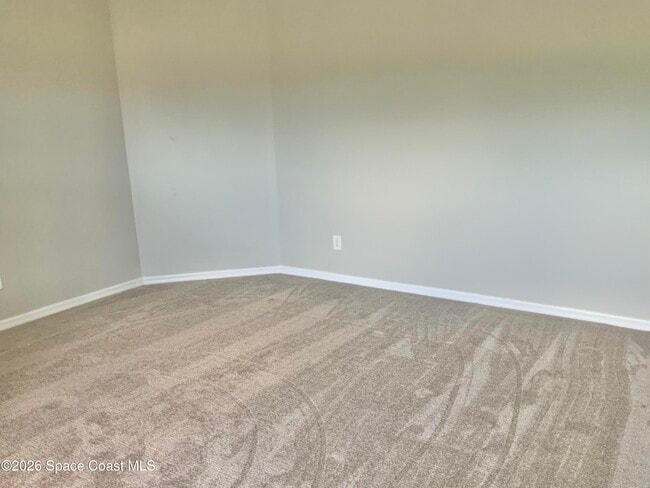 Building Photo - 2087 Deercroft Dr