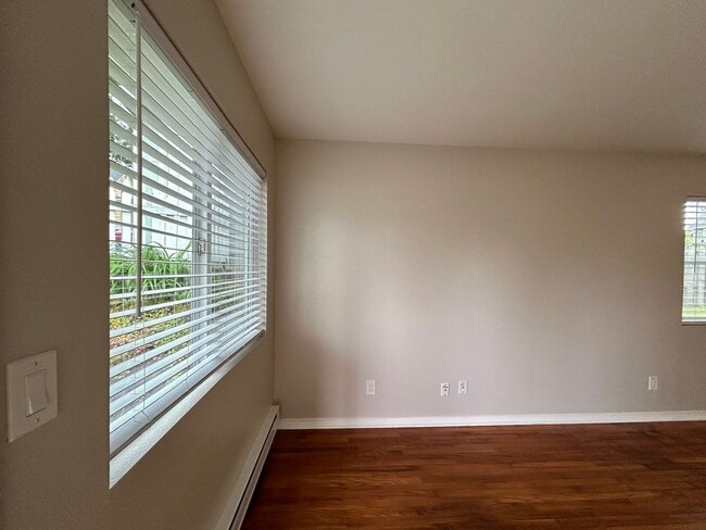 Building Photo - Tranquil 1 Bed, 1 Bath House!