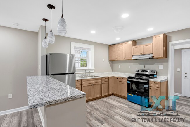 Building Photo - 3 bedroom, 1 bathroom home located in Lawrenceville, VA