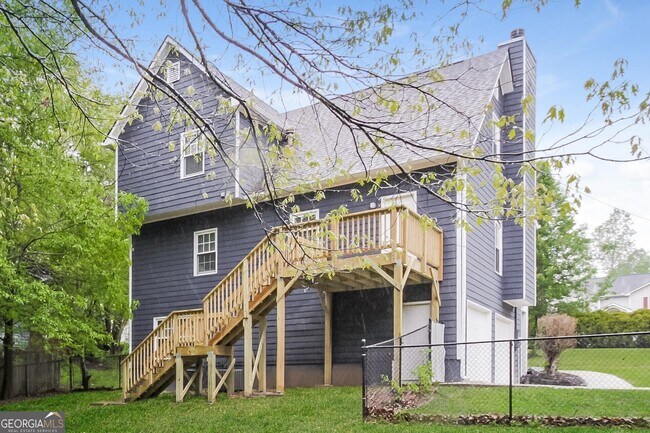 Building Photo - 230 Austin Dr
