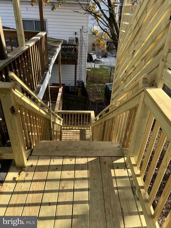 Building Photo - 533 E Market St