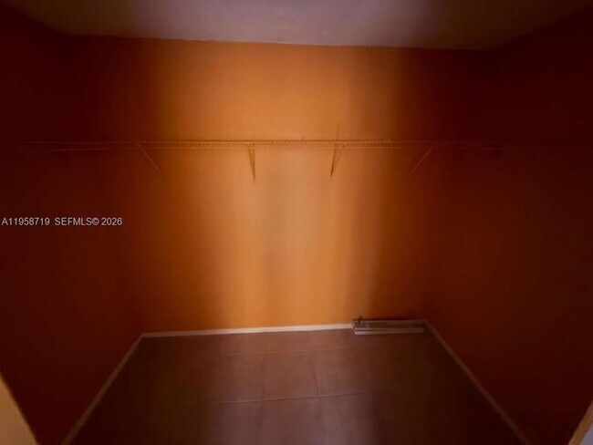 Building Photo - 4848 NW 24th Ct