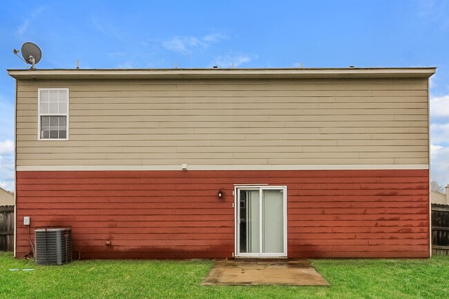 Building Photo - 4490 Sweet Whisper Cove
