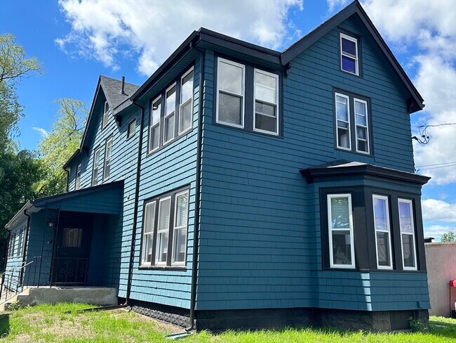 Primary Photo - 36 Cross St