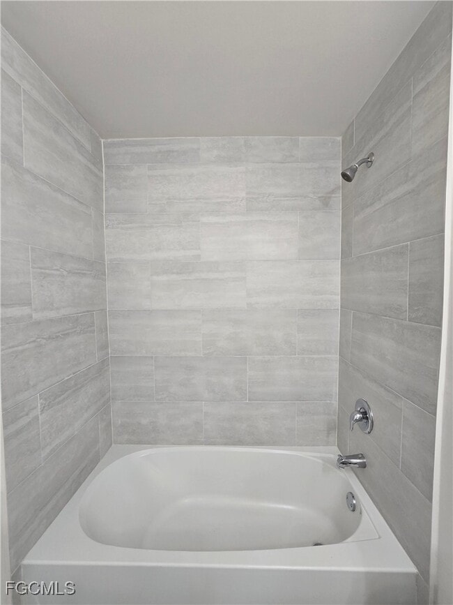 Building Photo - 3024 Skyline Blvd