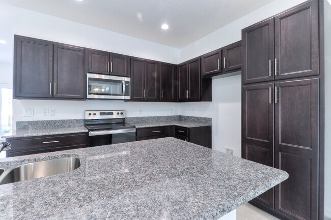 Building Photo - Spacious Two-Story East Tampa Rental Near Parks, Downtown and Major Highways