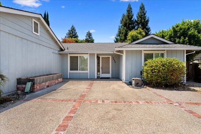 Building Photo - 7406 Rush River Dr