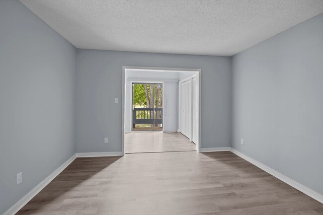Building Photo - Water View Gem 2x2 Spacious Condo Fairfiel...