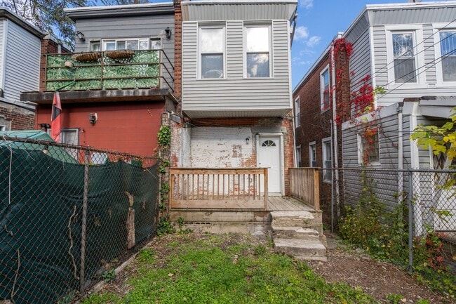 Building Photo - 3828 Cambridge St